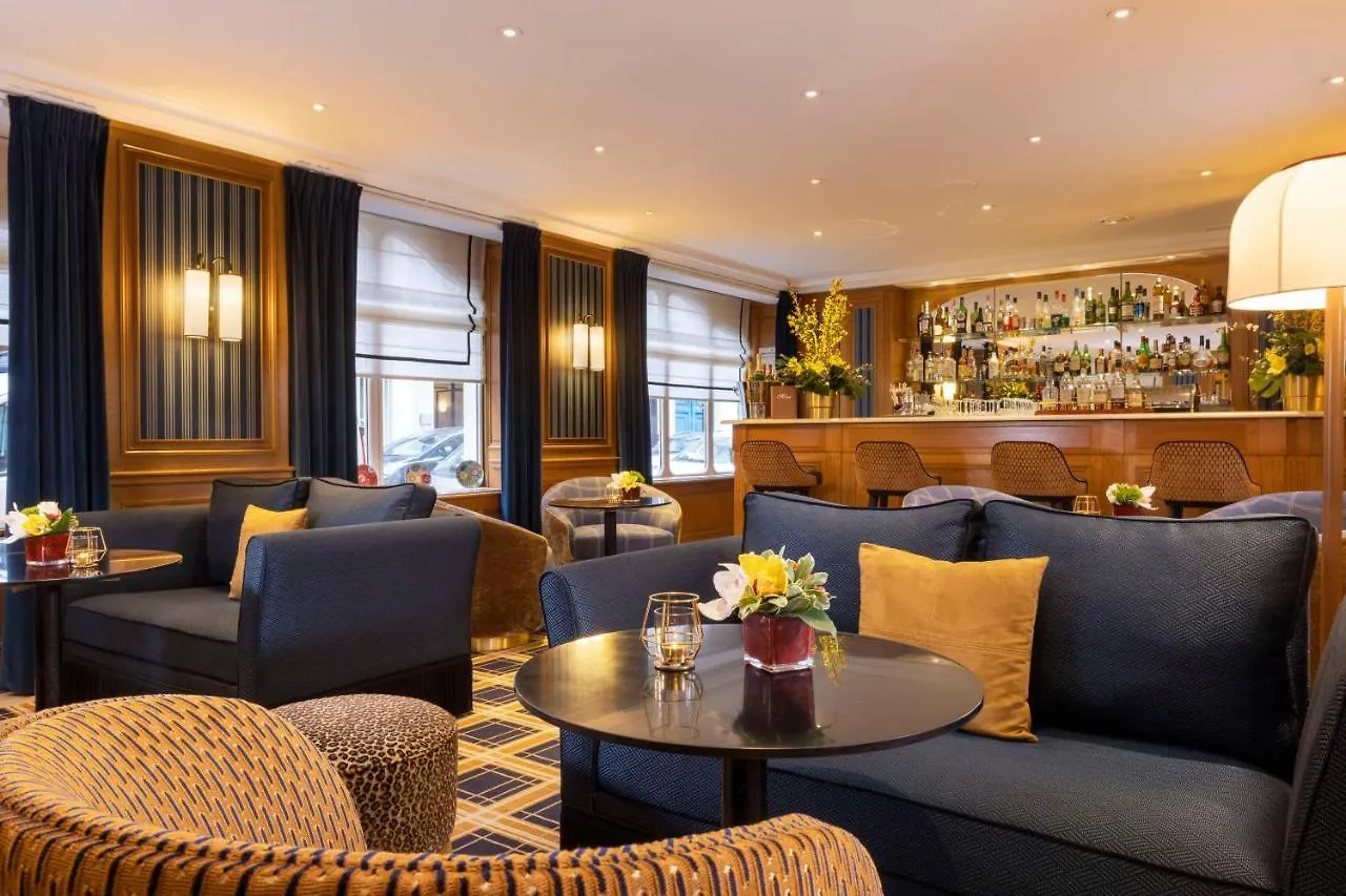 Horset Opera, Western Premier Collection Hotel 4*
